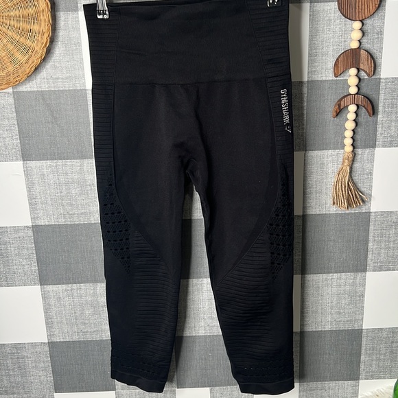 Gymshark Athletic Pants Capri Black Energy - Picture 2 of 6